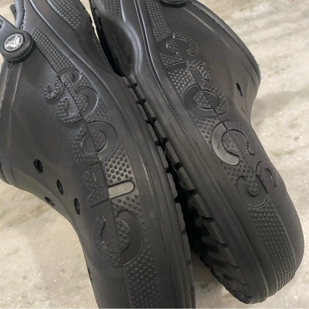 CROCS Men's 12 Baya Lined Clog Black Fleece Faux Fur EUC Dual Comfort - Picture 6 of 9